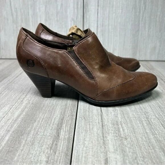 Born Heeled Ankle Boots Booties Side Zip Brown Leather Wingtip Women’s Size 6.5 - Picture 4 of 10